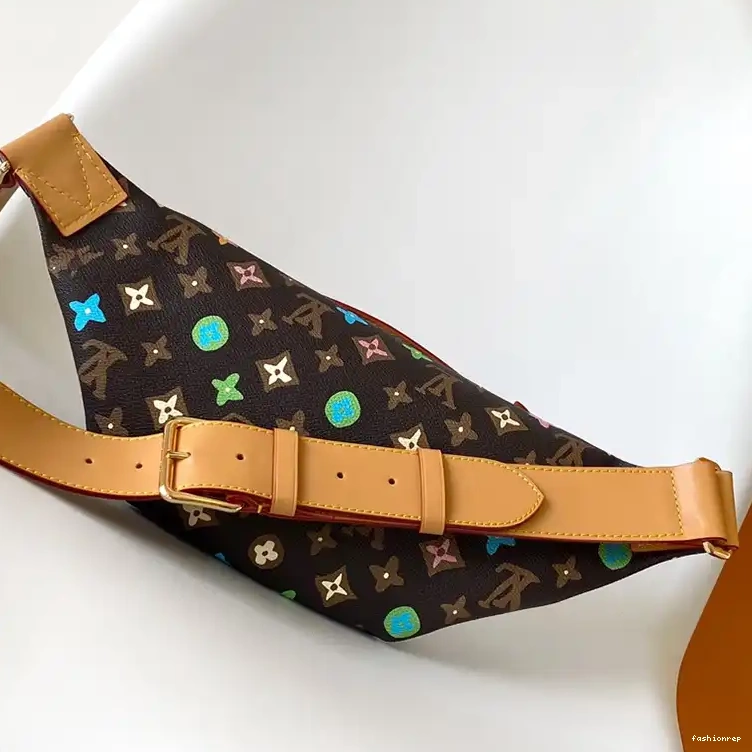 Fashionrepsfam ru 2408YA0199 Bags LV 0808